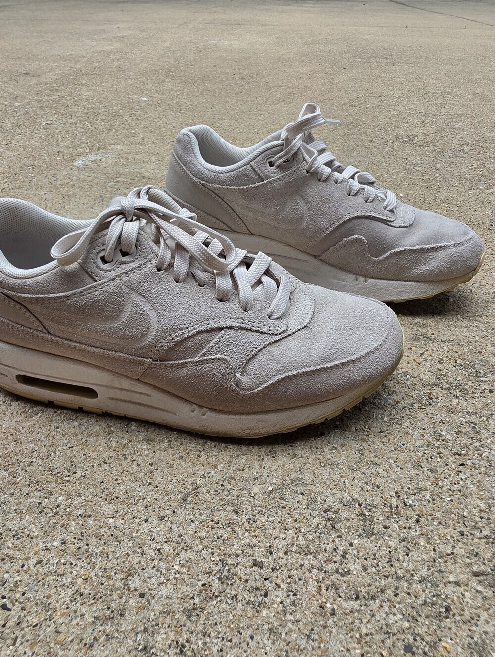 Nike Air Max 1 Premium Suede Oatmeal Beige Women's Size 7 Sneakers Shoes